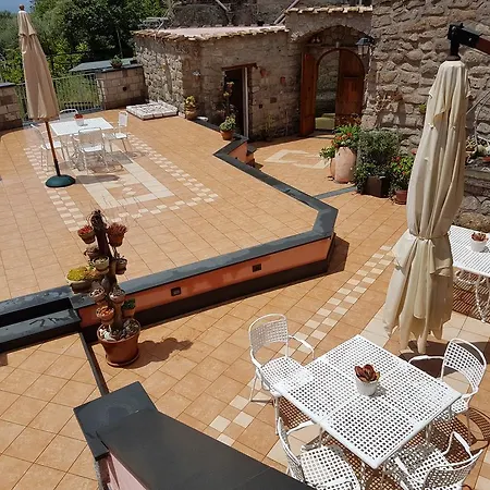 לינה וארוחת בוקר Chez Chantal *