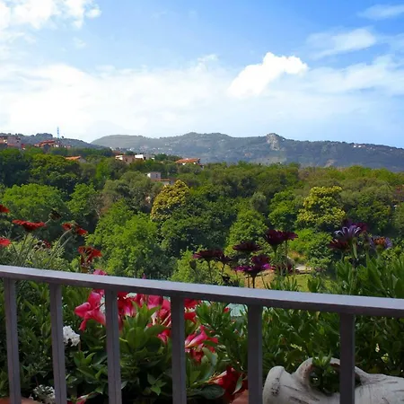 Chez Chantal Bed & Breakfast